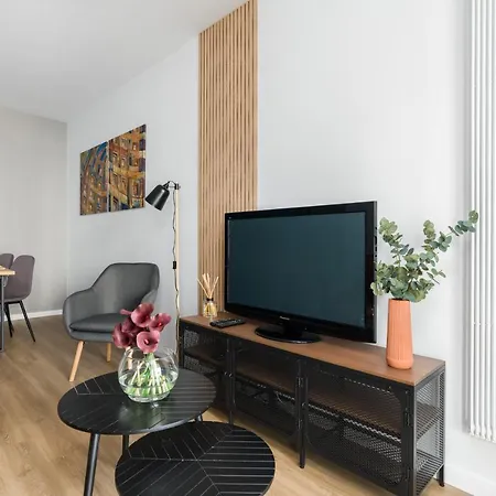 Apartament Jezyce 아파트 *